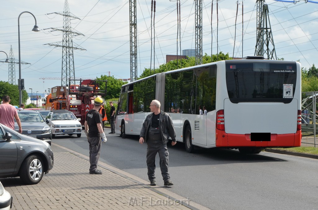 Endgueltige Bergung KVB Bus Koeln Porz P524.JPG - Miklos Laubert